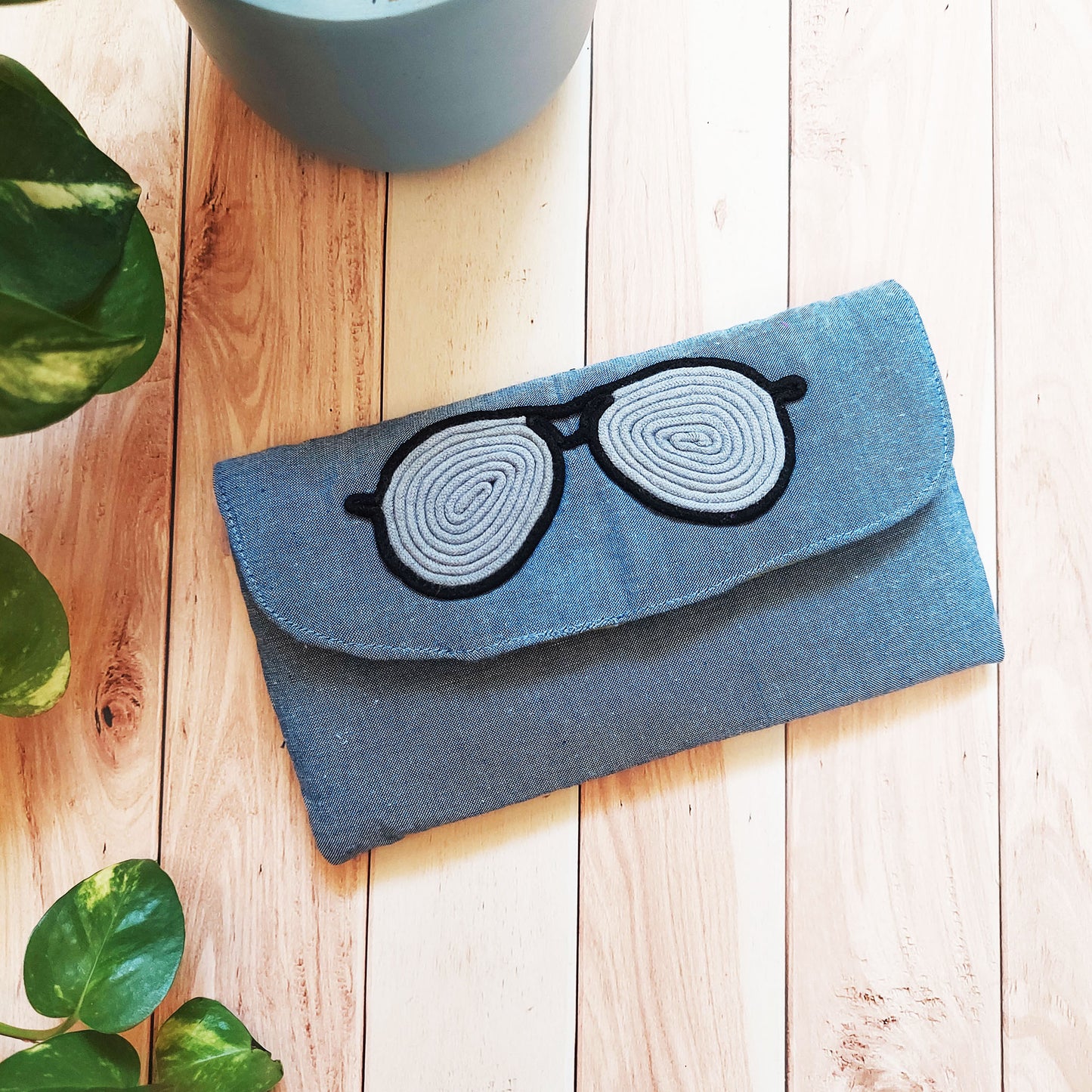 Cool Blue Eyewear Case